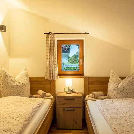 Haus Laerche Apartment *